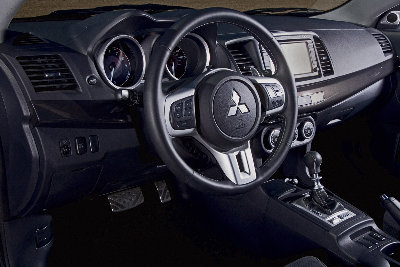 mitsubishi_lancer_evo_gsr_001.jpg